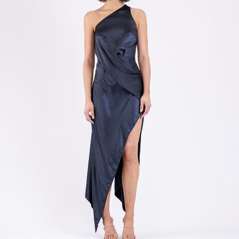 One Fell Swoop - Philly dress size - EUC (worn once) in NAVY